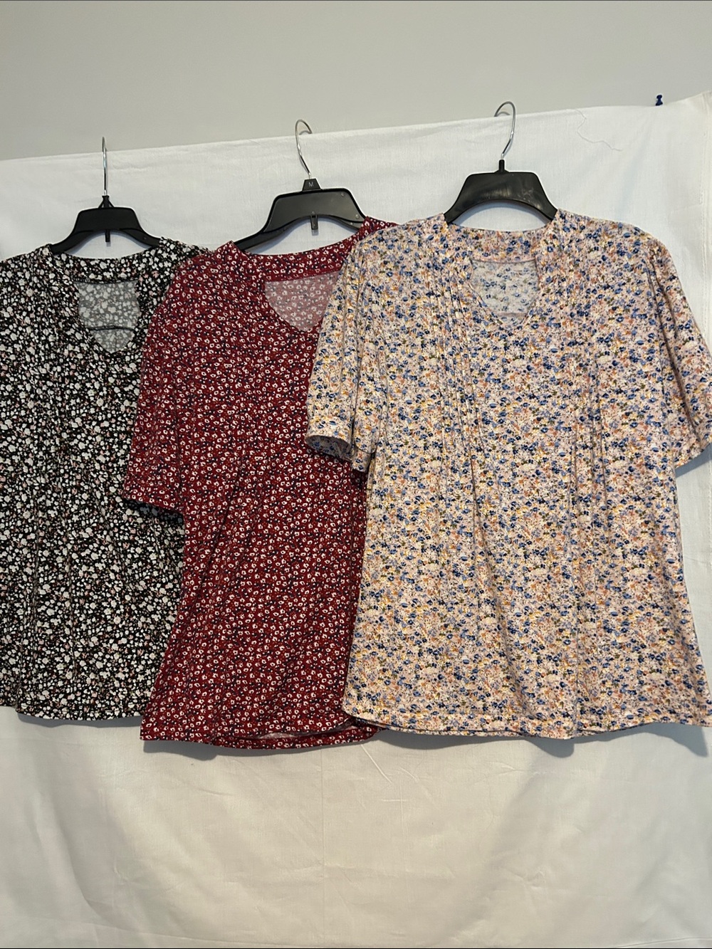 Floral Short-Sleeve V-Neck Top - Burgundy, Black, Cream